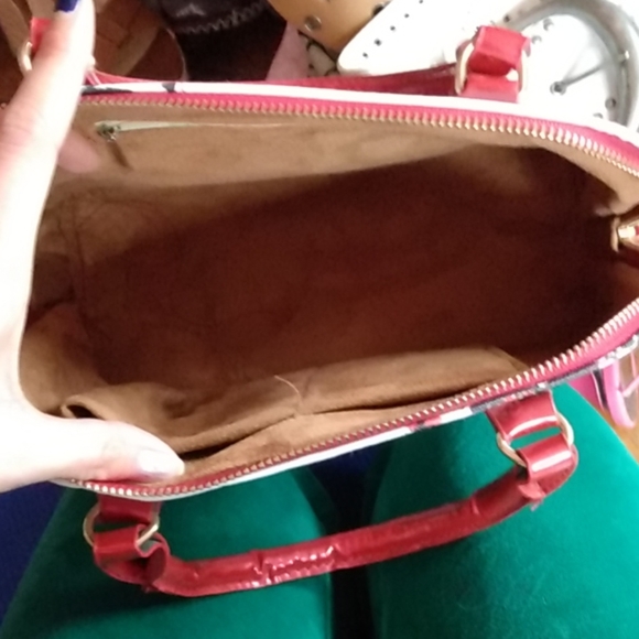 Clutch - Picture 3 of 3